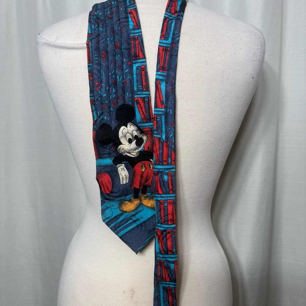 Vintage 90s Mickey Mouse  Disney Library Books Necktie Disney Teacher Classic